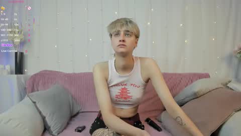 Snapshot of astrellia chatting on October 11, 2025, 7:12 pm Diana online show from October 11, 2025, 7:12 pm