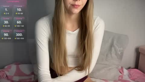Astrid Sky online show from June 28, 2026, 7:31 pm