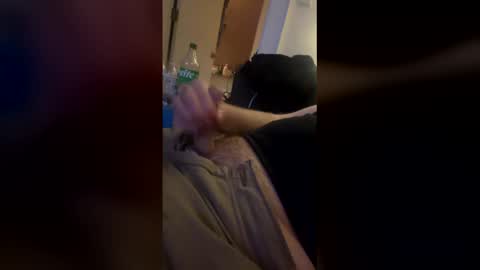 Snapshot of astronut_cream chatting on March 3, 2026, 7:25 am astronut_cream online show from March 3, 2026, 7:25 am