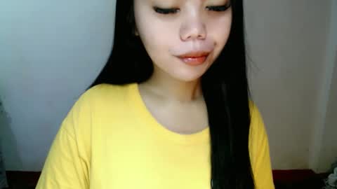 Snapshot of asuna_charming chatting on January 16, 2026, 5:11 am asuna_charming online show from January 16, 2026, 5:11 am