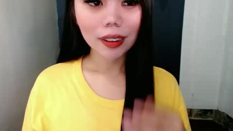 Snapshot of asuna_charming chatting on February 18, 2026, 3:46 am asuna_charming online show from February 18, 2026, 3:46 am