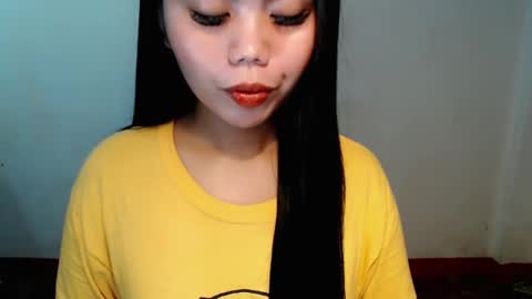 Snapshot of asuna_charming chatting on February 21, 2026, 9:32 am asuna_charming online show from February 21, 2026, 9:32 am