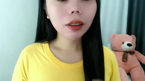 Snapshot of asuna_charming chatting on March 3, 2026, 5:57 am asuna_charming online show from March 3, 2026, 5:57 am