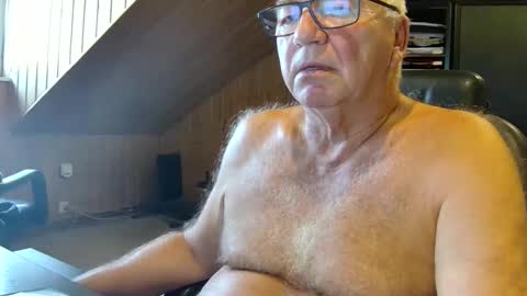 Snapshot of asusandy chatting on September 8, 2025, 4:50 pm asusandy online show from September 8, 2025, 4:50 pm