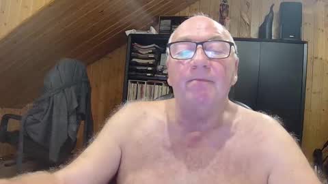 Snapshot of asusandy chatting on May 28, 2026, 12:52 am asusandy online show from May 28, 2026, 12:52 am