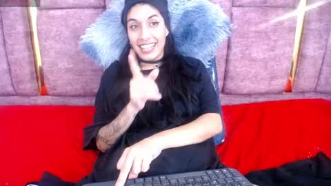 COLOMBIA online show from May 12, 2026, 8:55 am