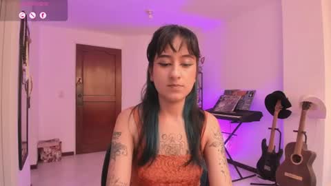 Atenea online show from July 28, 2026, 9:14 pm