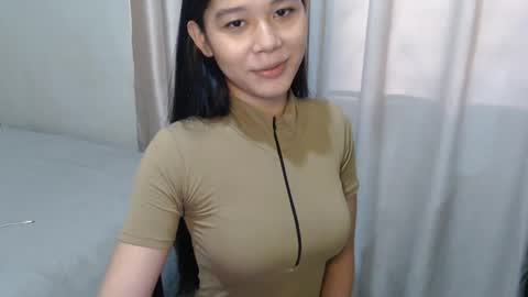 Snapshot of atheena_charm chatting on January 3, 2025, 1:48 am Athena online show from January 3, 2025, 1:48 am
