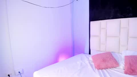 athenea__fox online show from October 16, 2025, 11:55 am