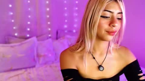 Athenea online show from February 14, 2026, 5:15 am