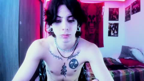 athenauwu online show from December 24, 2024, 7:06 am