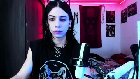 athenauwu online show from October 20, 2025, 6:36 am