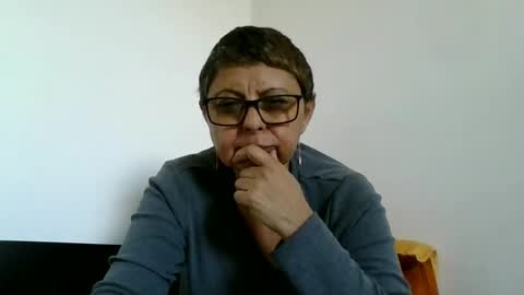 Snapshot of atikaarea chatting on October 19, 2025, 2:07 pm atikaarea online show from October 19, 2025, 2:07 pm