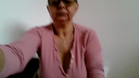 Snapshot of atikaarea chatting on April 13, 2026, 11:16 am atikaarea online show from April 13, 2026, 11:16 am