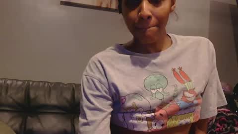 Snapshot of atirahcali chatting on September 15, 2025, 8:09 pm AtirahCali online show from September 15, 2025, 8:09 pm