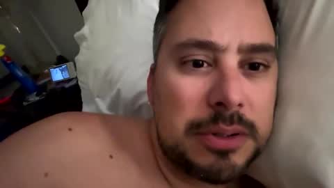 atlchris89 online show from April 17, 2026, 4:48 am