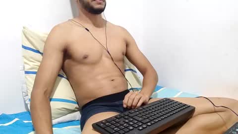 Snapshot of atorres21 chatting on February 23, 2025, 4:39 am Torres online show from February 23, 2025, 4:39 am