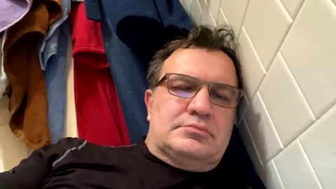 atozzzz online show from May 8, 2026, 3:23 am