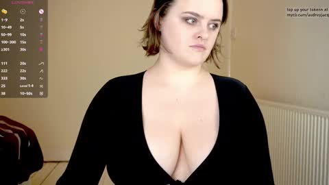 Audrey Jacq online show from February 20, 2026, 5:46 pm