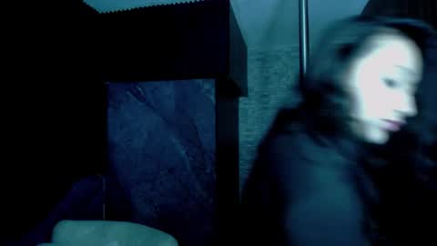 aura_cute_ online show from April 16, 2026, 2:51 pm