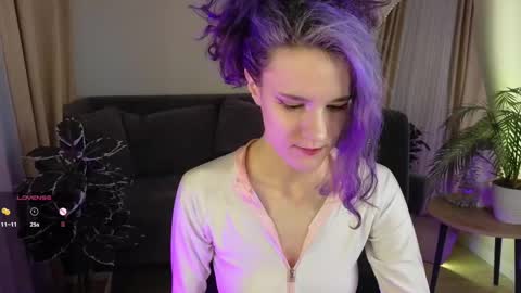 Lana online show from April 15, 2026, 6:53 am