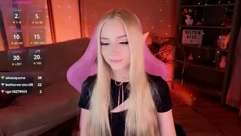 Snapshot of aurasanrise chatting on June 10, 2026, 8:52 pm Aura online show from June 10, 2026, 8:52 pm