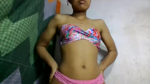 aurelie08 online show from June 11, 2026, 4:16 pm