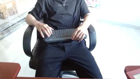 Aureliano online show from February 24, 2026, 9:46 pm