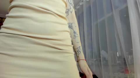 Snapshot of aurora__cute chatting on March 8, 2025, 8:35 pm Auroraa Cute online show from March 8, 2025, 8:35 pm