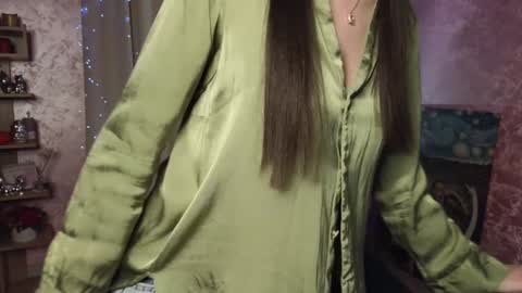 Aurora online show from December 23, 2024, 2:50 pm