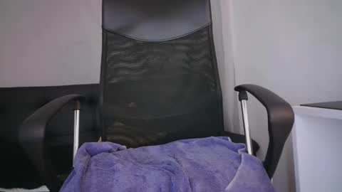 Aurora ath online show from December 3, 2024, 7:32 am