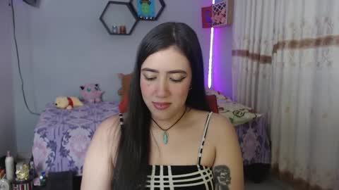 Snapshot of aurora_shy_ chatting on January 25, 2025, 7:49 am Aurora online show from January 25, 2025, 7:49 am