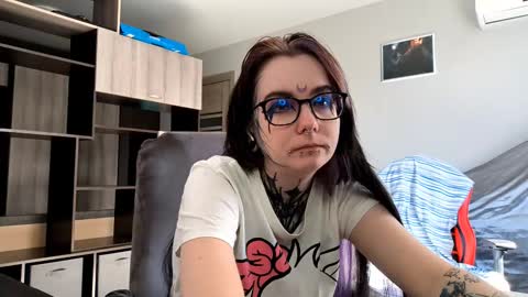 Milana online show from September 26, 2025, 7:34 am