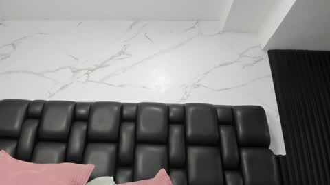 Aurora online show from December 21, 2024, 10:40 pm