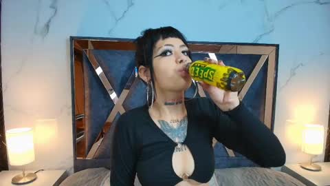 Snapshot of auroradiaz_ chatting on April 29, 2026, 11:47 am Aurora Diaz online show from April 29, 2026, 11:47 am