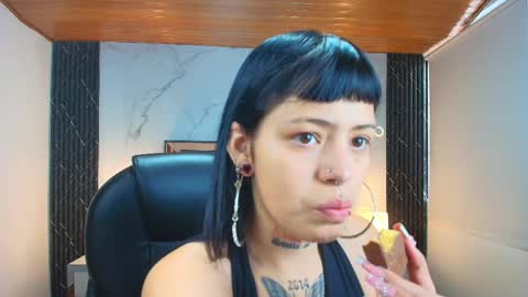 Snapshot of auroradiaz_ chatting on May 25, 2026, 11:49 am Aurora Diaz online show from May 25, 2026, 11:49 am