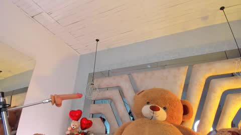 Snapshot of auroraflowers chatting on February 15, 2026, 7:43 pm Aurora online show from February 15, 2026, 7:43 pm