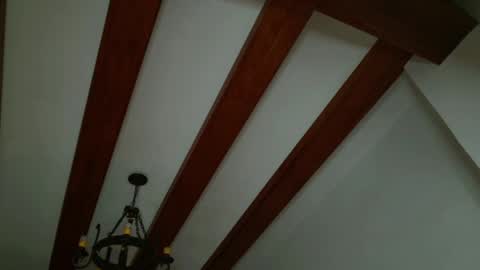 Snapshot of aurorasiera chatting on December 15, 2024, 12:29 am Aurora online show from December 15, 2024, 12:29 am