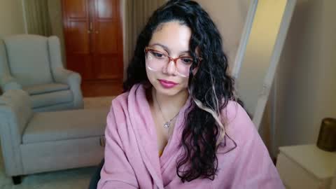 Snapshot of aurorasiera chatting on January 26, 2025, 9:07 pm Aurora online show from January 26, 2025, 9:07 pm