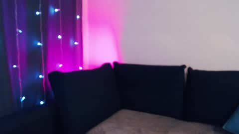 Snapshot of auroraunique chatting on February 15, 2026, 7:51 am Aurora online show from February 15, 2026, 7:51 am