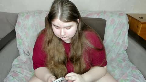 Snapshot of aushpana chatting on April 1, 2026, 7:53 am aushpana online show from April 1, 2026, 7:53 am