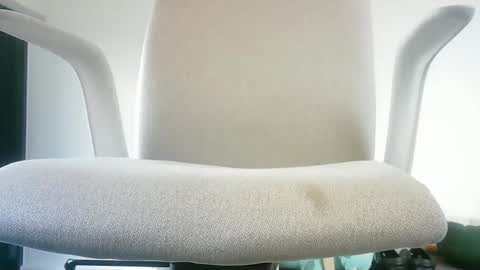 Snapshot of aussie5892 chatting on January 7, 2025, 1:38 am Justin online show from January 7, 2025, 1:38 am