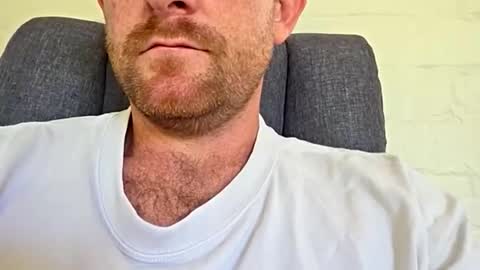 aussie_dadbod9 online show from November 24, 2025, 11:04 pm