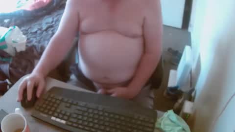 Snapshot of aussiebaker chatting on November 2, 2025, 11:07 pm aussiebaker online show from November 2, 2025, 11:07 pm