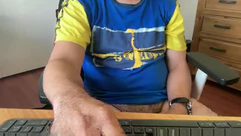 Snapshot of aussielatino82 chatting on February 7, 2025, 12:53 am Rich online show from February 7, 2025, 12:53 am