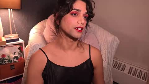 Snapshot of aussiepublictitties chatting on December 4, 2025, 12:09 am Ray online show from December 4, 2025, 12:09 am