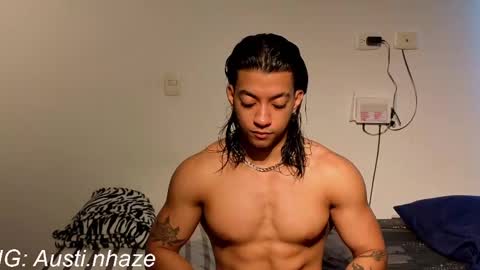 Snapshot of austiin_haze chatting on April 18, 2026, 9:59 pm Austin online show from April 18, 2026, 9:59 pm