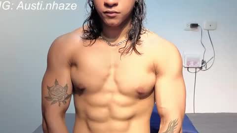 Snapshot of austiin_haze chatting on May 5, 2026, 1:13 am Austin online show from May 5, 2026, 1:13 am