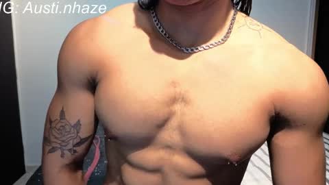 Snapshot of austiin_haze chatting on May 11, 2026, 2:39 am Austin online show from May 11, 2026, 2:39 am