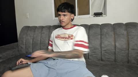 Snapshot of austin_falcon chatting on February 3, 2025, 9:07 pm Austin online show from February 3, 2025, 9:07 pm